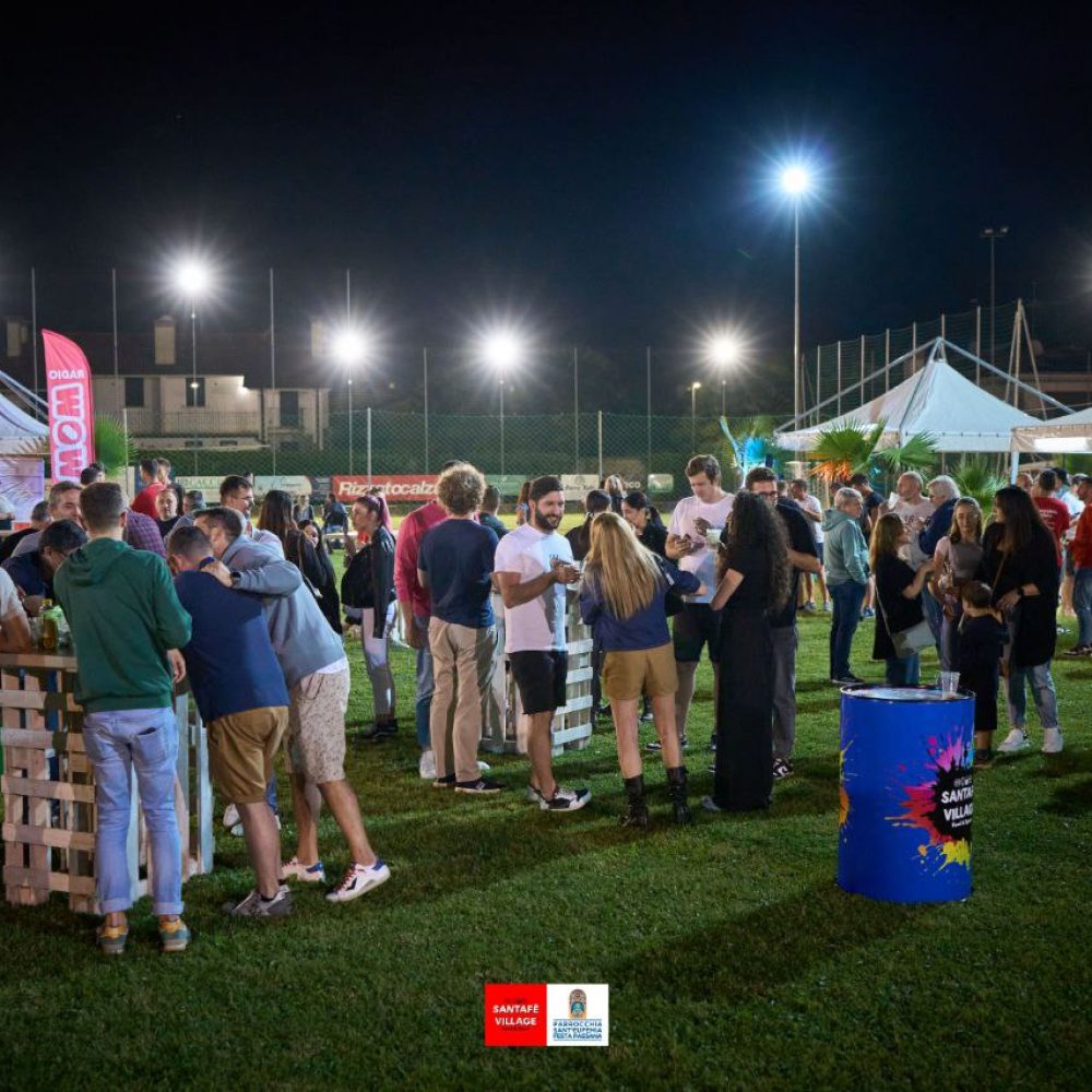 photo_5944913471802034399_y